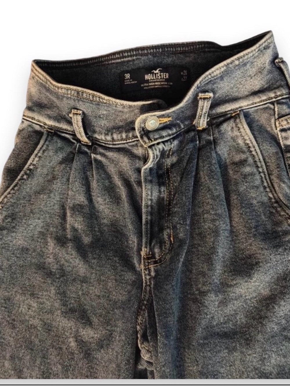 Hollister Women’s Washed Indigo Ultra High Waist Jeans,